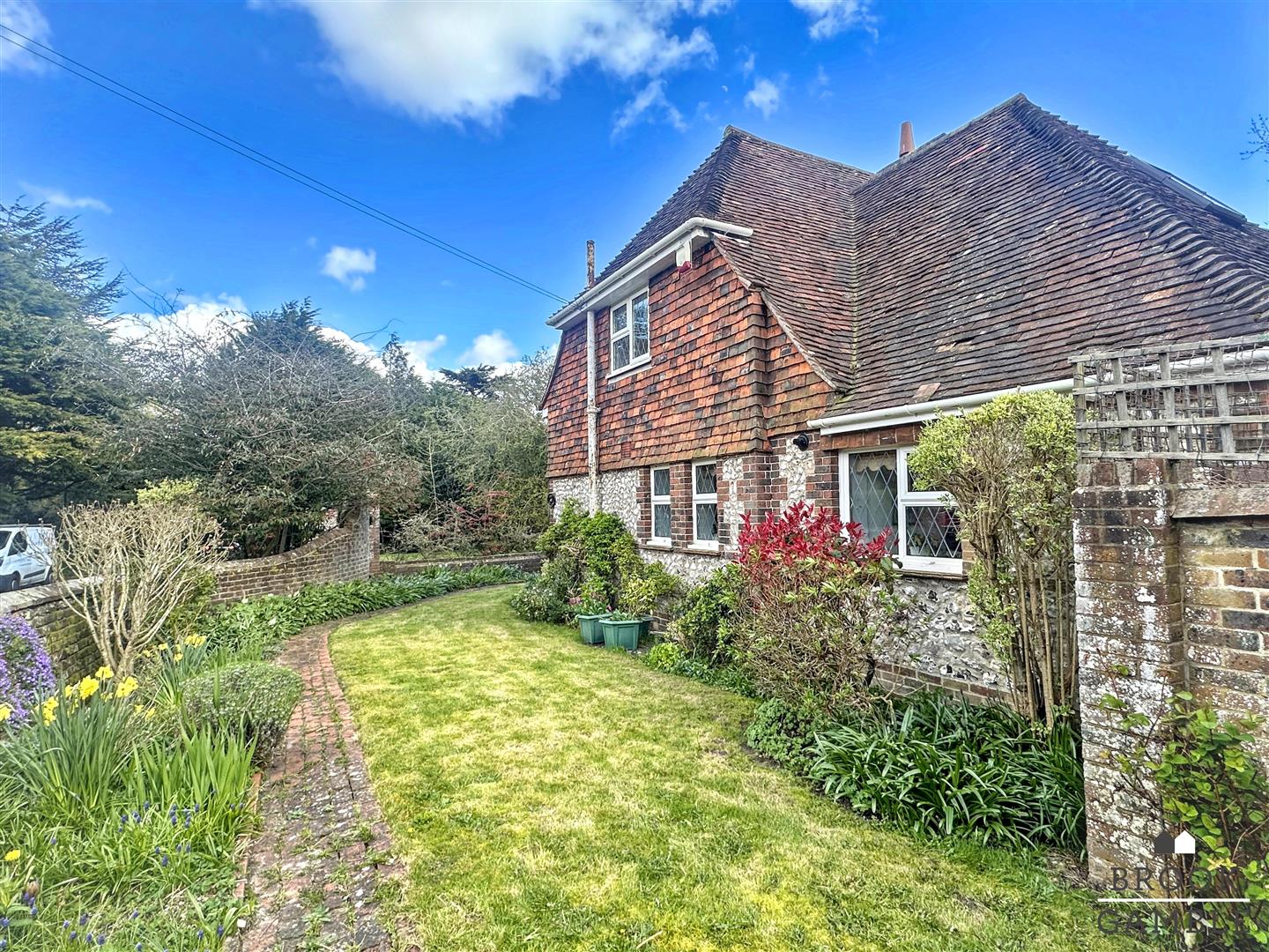 2 Bedroom House. Church Street in Eastbourne,  37